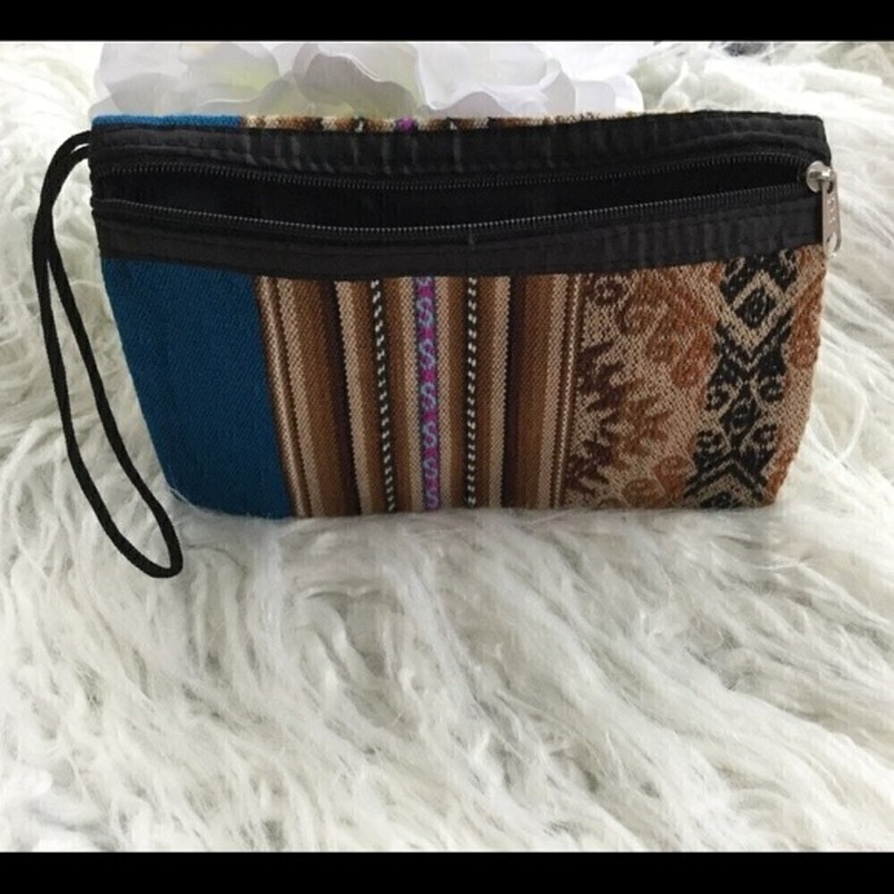 Pen‎ Makeup Pouch Wristler Inca Style Blue